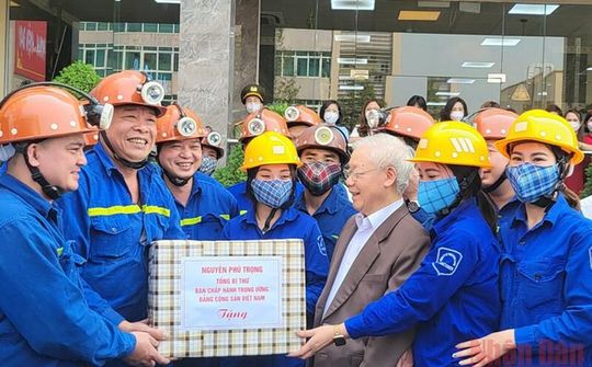 Nâng cao tinh thần năng động, sáng tạo để đưa Quảng Ninh phát triển mạnh mẽ hơn nữa