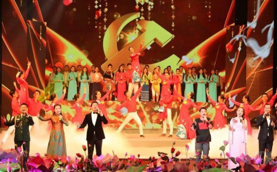 Văn hóa Việt Nam sau 35 năm đổi mới