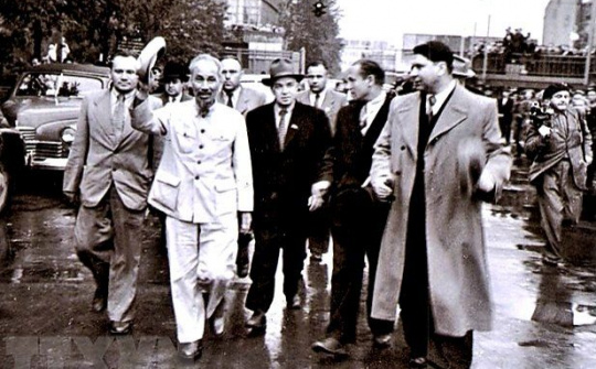 Tư tưởng Hồ Chí Minh về chính sách đối ngoại và hội nhập quốc tế