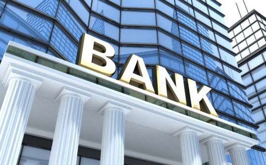 Cổ phiếu ngân hàng ngập trong sắc xanh, SHB và VPB tăng hơn 5%