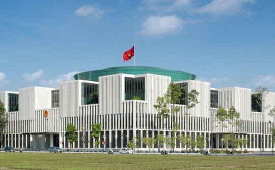 Bám sát thực tiễn, lắng nghe ý kiến của nhân dân và cử tri, quyết định sáng suốt những vấn đề quốc kế dân sinh