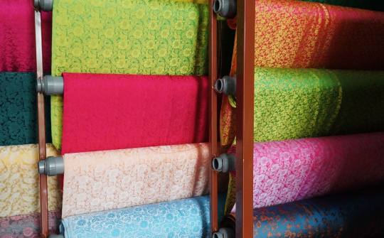 Lụa Nha Xá – Hà Nam: Nội lực mạnh mẽ của một làng nghề truyền thống