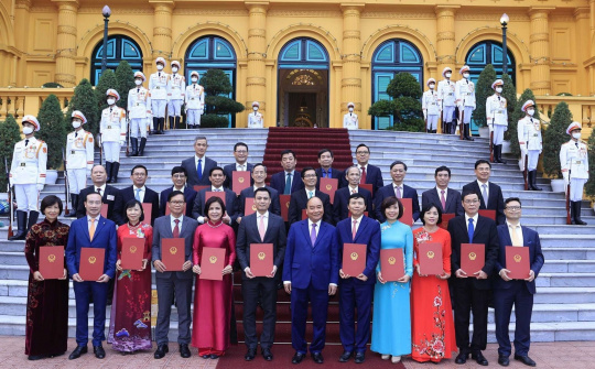 Một số suy nghĩ về nền tảng và nội hàm của đổi mới tư duy đối ngoại Việt Nam