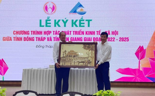 Hợp tác An Giang - Đồng Tháp: “Muốn đi xa thì phải đi cùng nhau”