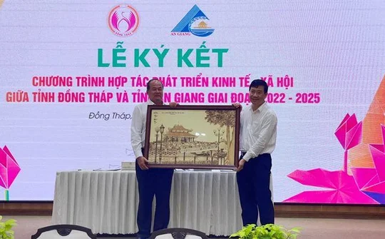 Hợp tác An Giang - Đồng Tháp: “Muốn đi xa thì phải đi cùng nhau”