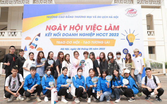 Ngày hội việc làm tại trường Cao đẳng Thương mại và Du lịch Hà Nội