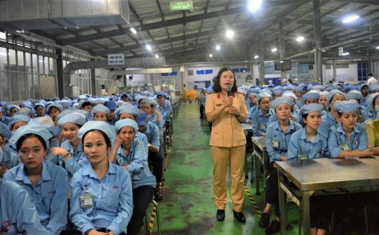 Tăng cường năng lực tiếp cận pháp luật của người dân