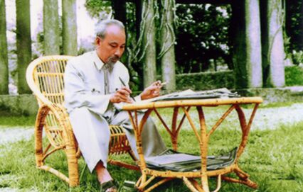 Tư tưởng Hồ Chí Minh về công tác tư tưởng