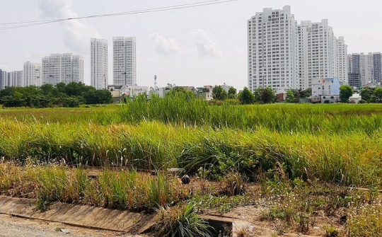 HoREA kiến nghị đánh thuế thật cao các khu đất, dự án bỏ hoang