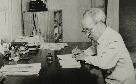 V.I.Lênin, Hồ Chí Minh và chuyện dân chủ hóa báo chí hôm nay