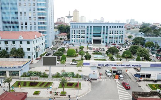 Bệnh viện Trung ương Thái Nguyên được tặng thưởng Huân chương Độc lập hạng Nhì