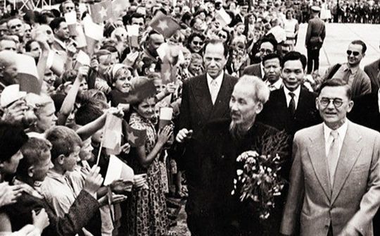 Tư tưởng của Chủ tịch Hồ Chí Minh về hòa bình quốc tế