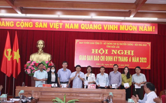 Đắk Lắk: Gặp mặt Báo chí nhân kỷ niệm 97 năm ngày Báo chí Cách mạng Việt Nam