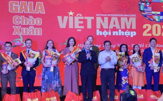 Việt Nam hội nhập: Những dấu ấn chặng đường đầu
