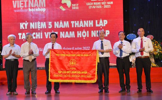 Xây dựng tạp chí Việt Nam Hội nhập: Vững vàng về bản lĩnh chính trị, sâu sắc trong nghiên cứu và lý luận, sinh động và phong phú trong phản ánh thực tiễn