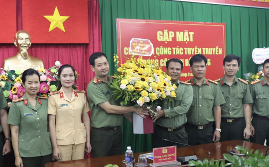 Công an Đắk Nông gặp mặt cán bộ, chiến sĩ làm công tác tuyên truyền
