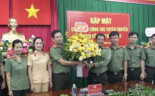 Công an Đắk Nông gặp mặt cán bộ, chiến sĩ làm công tác tuyên truyền