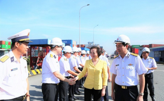 Bộ trưởng Bộ Nội vụ thăm và làm việc tại Tổng Công ty Tân Cảng Sài Gòn