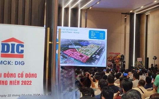 Vợ Chủ tịch HĐQT DIC Corp đăng ký mua 1 triệu cổ phiếu
