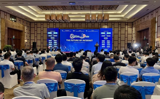 Khai mạc Diễn đàn chuyên sâu về Internet, công nghệ phục vụ phát triển cộng đồng