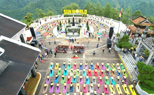 Sa Pa: Tổ chức thành công “Ngày quốc tế Yoga lần thứ 8”
