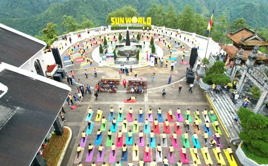 Sa Pa: Tổ chức thành công “Ngày quốc tế Yoga lần thứ 8”