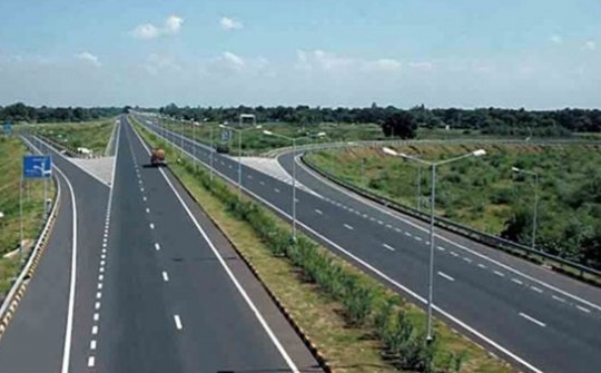 Xử lý dứt điểm công tác bồi thường giải phóng mặt bằng và nguồn vật liệu đất đắp nền đường