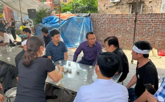 Phó Chủ tịch UBATGT đến thăm nhà nạn nhân bị TNGT tại Bắc Giang