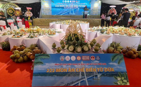 Bến Tre: 222 món ăn từ dừa phá kỷ lục Việt Nam và ghi nhận kỷ lục thế giới