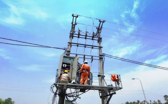 Điện lực Vĩnh Phúc sẵn sàng vận hành hệ thống điện an toàn, ổn định mùa nắng nóng 2022