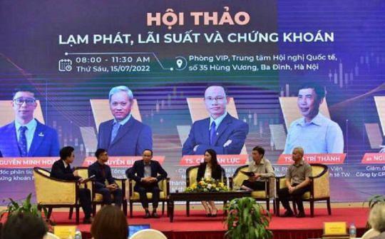 TS Cấn Văn Lực: Việt Nam phục hồi mạnh hơn so với thế giới, dự báo tăng trưởng 7%