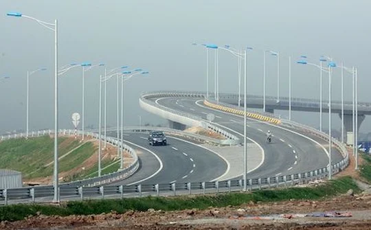 Phấn đấu khởi công cao tốc Ninh Bình-Nam Định-Thái Bình-Hải Phòng năm 2023