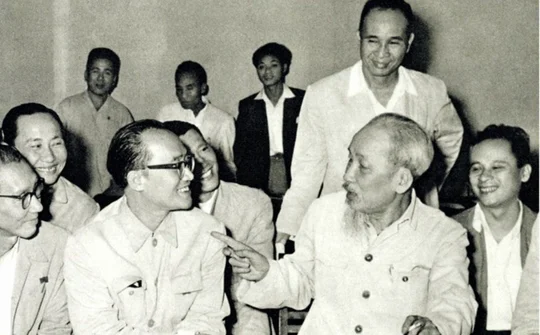 Sự lãnh đạo của Đảng đối với công tác xây dựng và phát triển đội ngũ trí thức ở nước ta