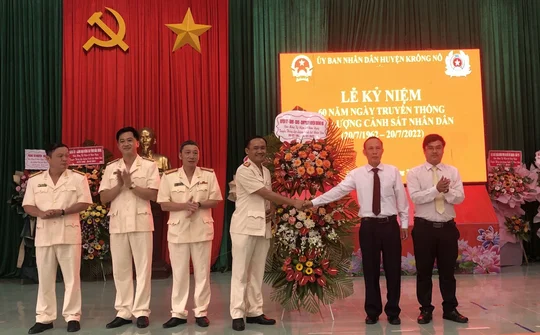 Huyện Krông Nô kỷ niệm 60 năm ngày truyền thống lực lượng CSND