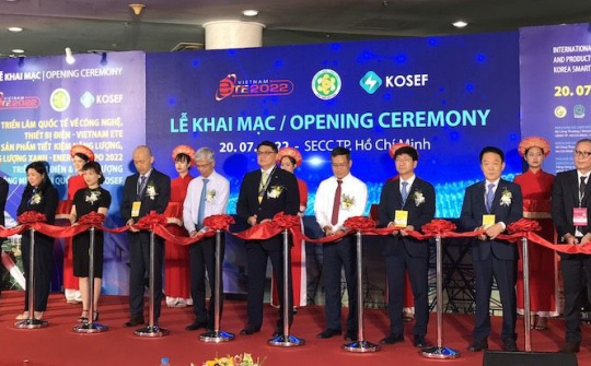 Hơn 300 doanh nghiệp tham gia triển lãm công nghệ, thiết bị điện