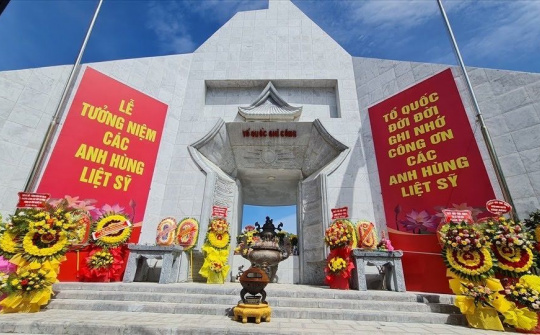 Nghĩa trang Liệt sĩ Quốc tế Việt - Lào: Biểu tượng tình đoàn kết thủy chung, son sắt của hai dân tộc Việt - Lào anh em