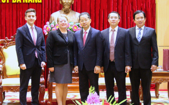 Đà Nẵng: Lãnh đạo thành phố đón, tiếp tân Tổng Lãnh sự Liên bang Nga