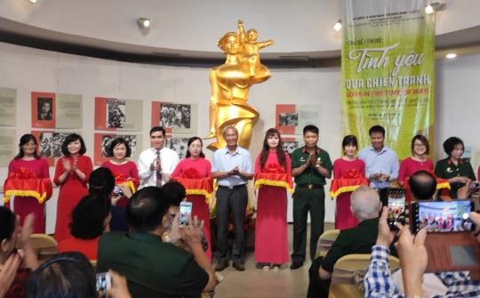 Sự kiện trưng bày, trao tặng hiện vật, giao lưu chủ đề "Tình yêu qua chiến tranh"