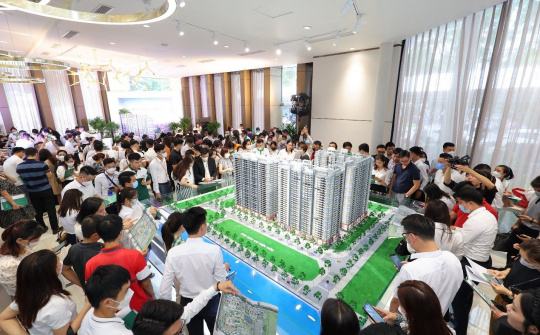 Hà Nội: Nguồn cung khan hiếm, dự án mở bán mới hút khách hàng