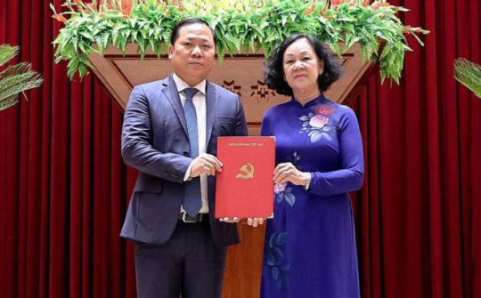 Chủ tịch UBND tỉnh Bình Định được điều động làm Bí thư Tỉnh ủy Hòa Bình