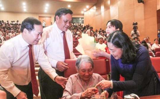 Bình Định: Biểu dương tấm gương người có công nhân kỷ niệm 75 năm ngày thương binh liệt sỹ