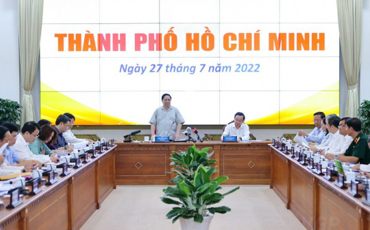 Tránh tình trạng "thủ tục, văn bản lên xuống, lòng vòng" mà không giải quyết được công việc