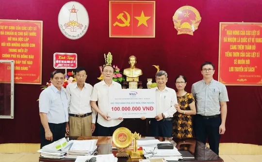 Những nghĩa cử cao đẹp