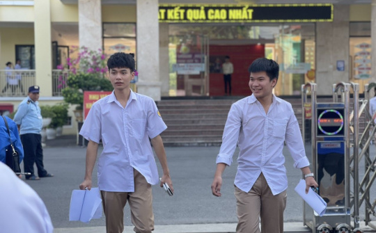 Lào Cai: Hơn 7.000 thí sinh kết thúc ngày thi đầu an toàn, nghiêm túc