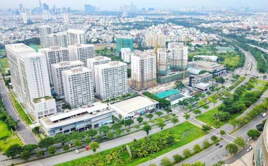 Giá nhà đất tăng phi mã vượt vàng, chứng khoán, đất nền hạ nhiệt vẫn neo đỉnh