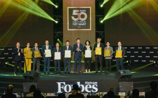 Top 50 công ty niêm yết tốt nhất Việt Nam của Forbes gọi tên Vinamilk năm thứ 10 liên tiếp