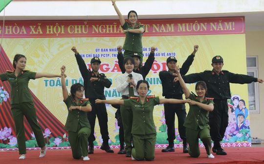 Đắk Nông: Tưng bừng Ngày hội toàn dân bảo vệ an ninh Tổ Quốc ở huyện biên giới Đắk Song