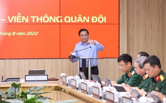 Thủ tướng: Viettel phải luôn đổi mới, sáng tạo, đột phá, tích cực đóng góp xây dựng và bảo vệ Tổ quốc
