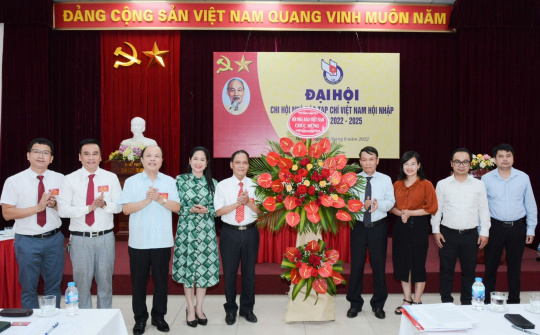 Tạp chí Việt Nam hội nhập: Xây dựng môi trường văn hóa gắn với phát triển
