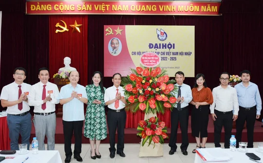Tạp chí Việt Nam hội nhập: Xây dựng môi trường văn hóa gắn với phát triển